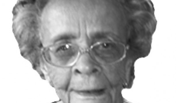 Baillie) (Aunt Jenny): Late of 3 Primrose Terrace, Kingston 10, age 89, died on December 31, 2014. Leaving daughters Sandra, Jennifer, Marilyn, Sharon, ... - jennylyn_walkerx_612x360c